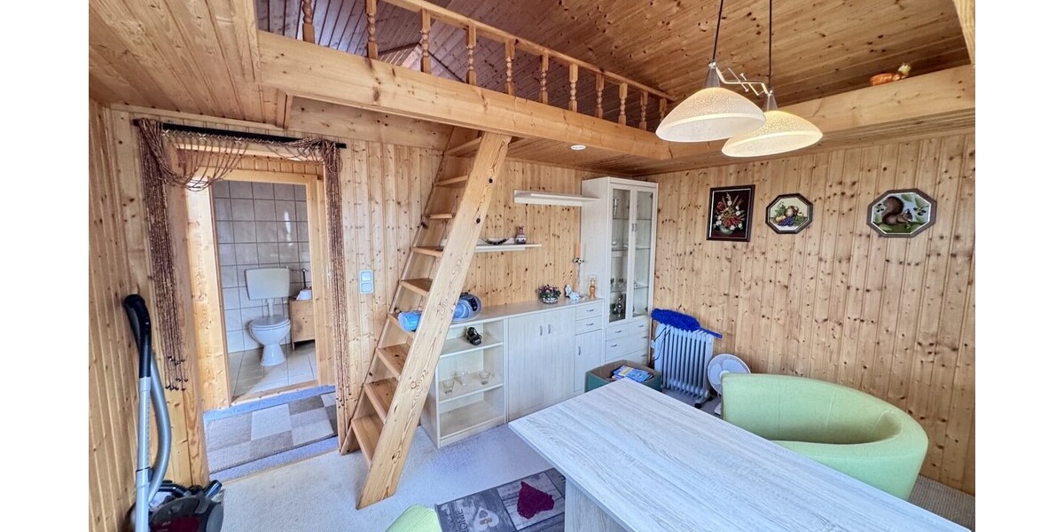HORN IMMOBILIEN ++ Einfamilienhaus mit Wintergarten, Kamin und Gästehaus in Krugsdorf bei Pasewalk - Einfamilienhaus Krugsdorf | Angebot:26339663