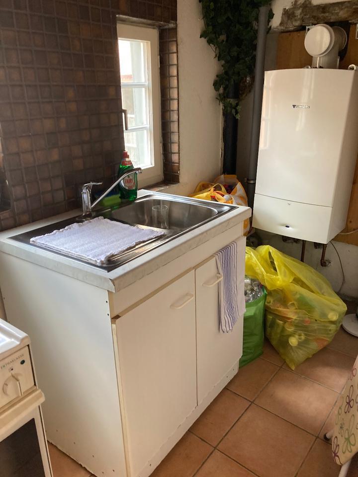 Von privat: 1 12 Zimmerwohnung in historischem Haus in Esslingen zimmer