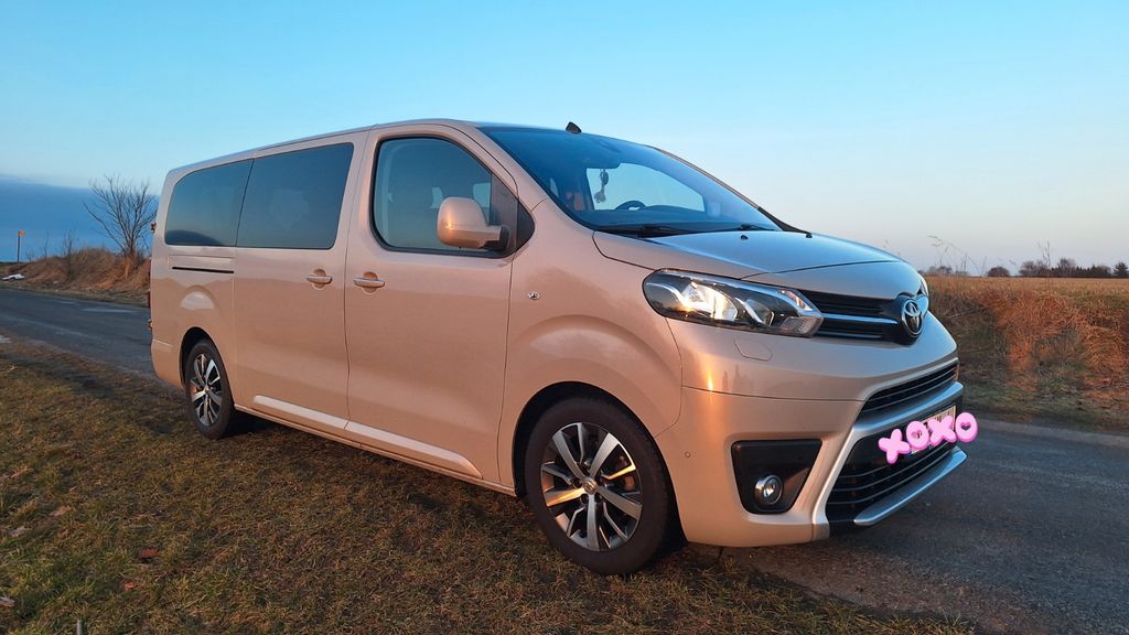Toyota Proace (Verso) 163.000 km 21.500 &euro; Marlow 18337