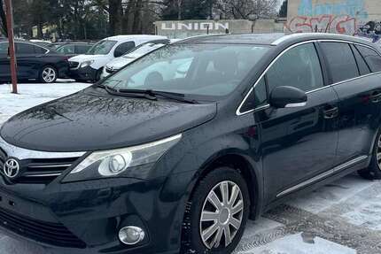 Toyota Avensis 275.000 km 6.399 &euro; Berlin 13409