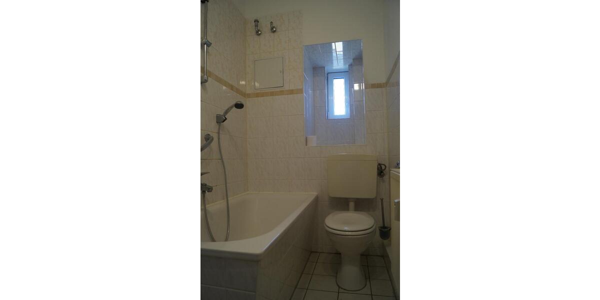 Etagenwohnung Teutschenthal - 2 Zimmer, 40 m&sup2;, 300&euro; | Angebot:25269842