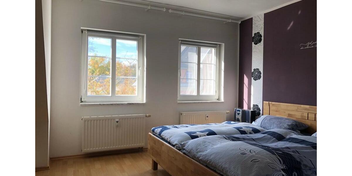Dachgeschoßwohnung Zwickau - 3.5 Zimmer, 80 m&sup2;, 580&euro; | Angebot:26405221