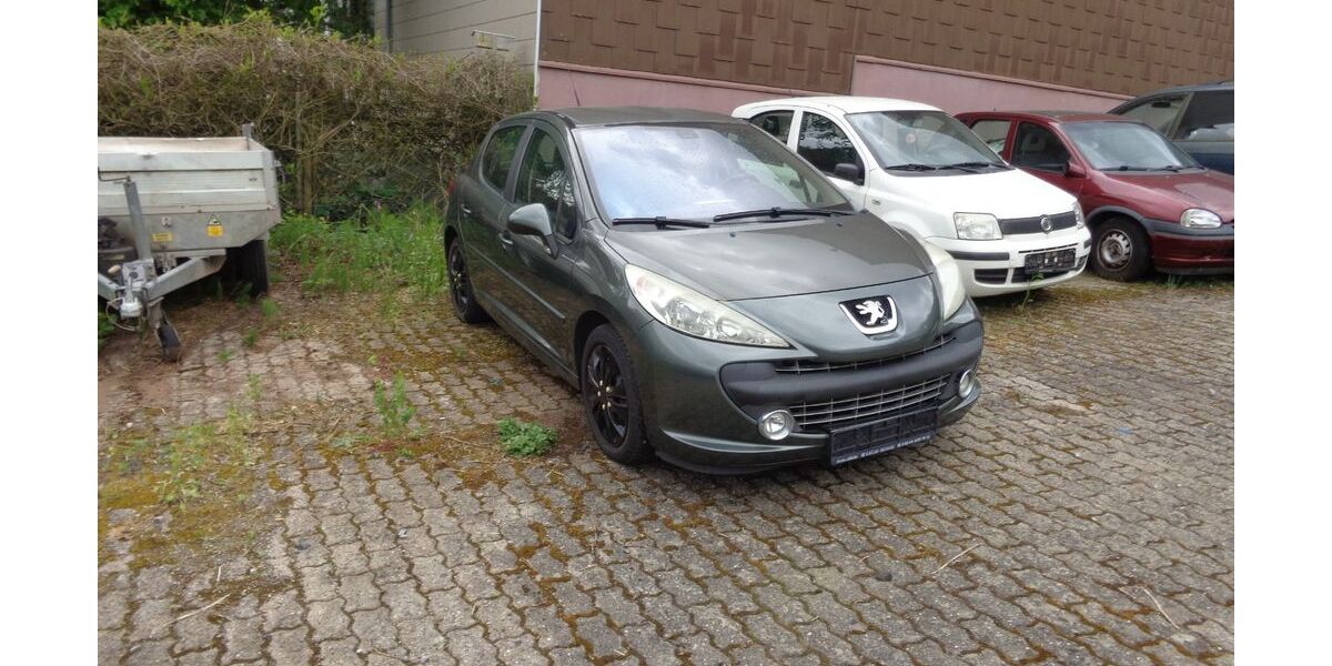 Peugeot 207 190.423 km 890 &euro; Thaleischweiler-Fröschen 66987