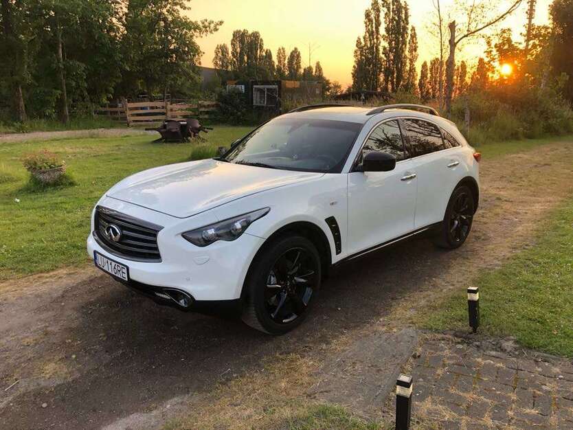 INFINITI QX70 229.000 km 15.500 € Erftstadt 50374