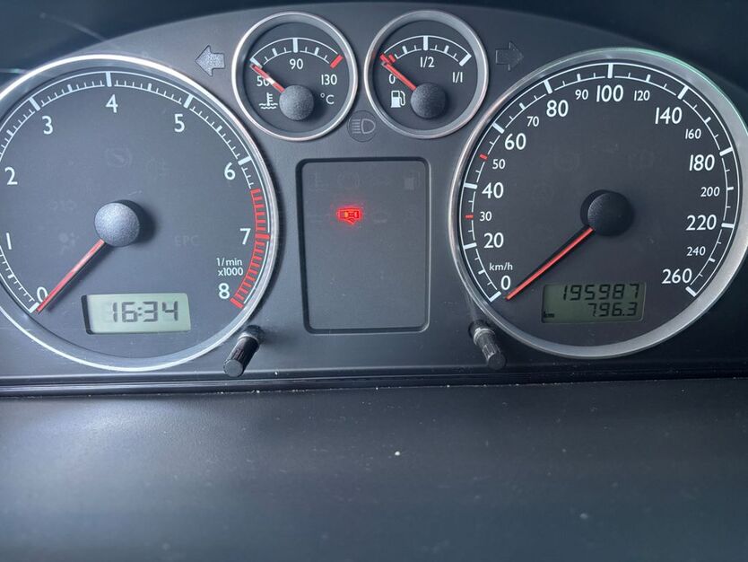 Seat Alhambra 195.987 km 4.500 € Coesfeld 48653