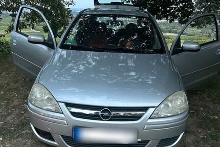 Opel Corsa 185.000 km 1.179 &euro; Wiesbaden 65189