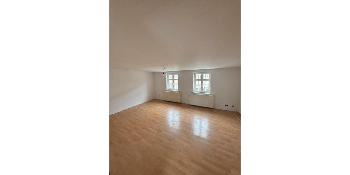 Etagenwohnung Arneburg - 3 Zimmer, 75 m&sup2;, 530&euro; | Angebot:26038895