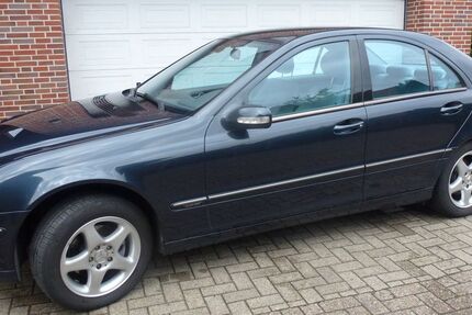 Mercedes-Benz C 180 240.000 km 2.200 &euro; Sittensen 27419