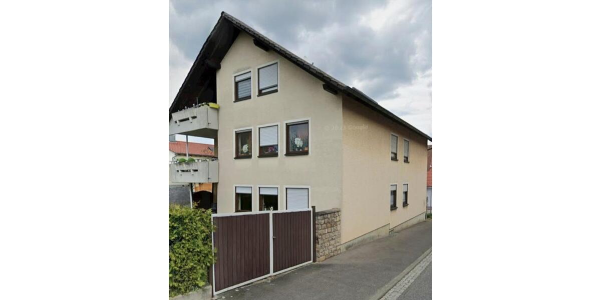 Helle 4-Zimmer-Wohnung mit Balkon und Garten 4 zimmer