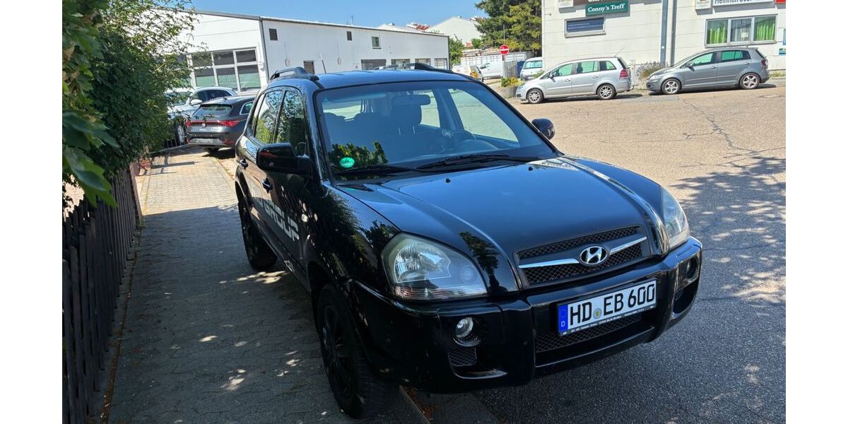 Hyundai TUCSON 148.506 km 3.300 &euro; Weinheim 69469