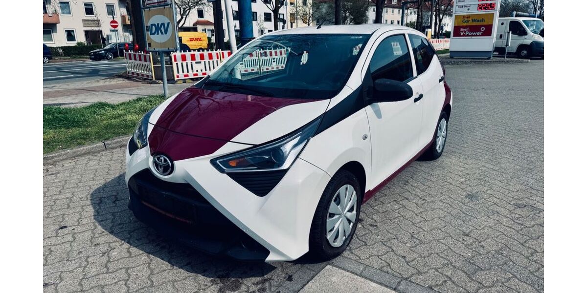 Toyota Aygo (X) 87.000 km 7.800 &euro; Ritterhude 27721