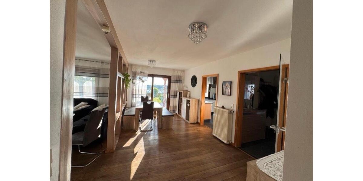 Einfamilienhaus Pfullendorf - 8 Zimmer, 155 m&sup2;, 649.000&euro; | Angebot:26615200
