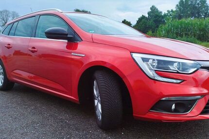 Renault Megane 139.000 km 8.990 &euro; ERDING 85435