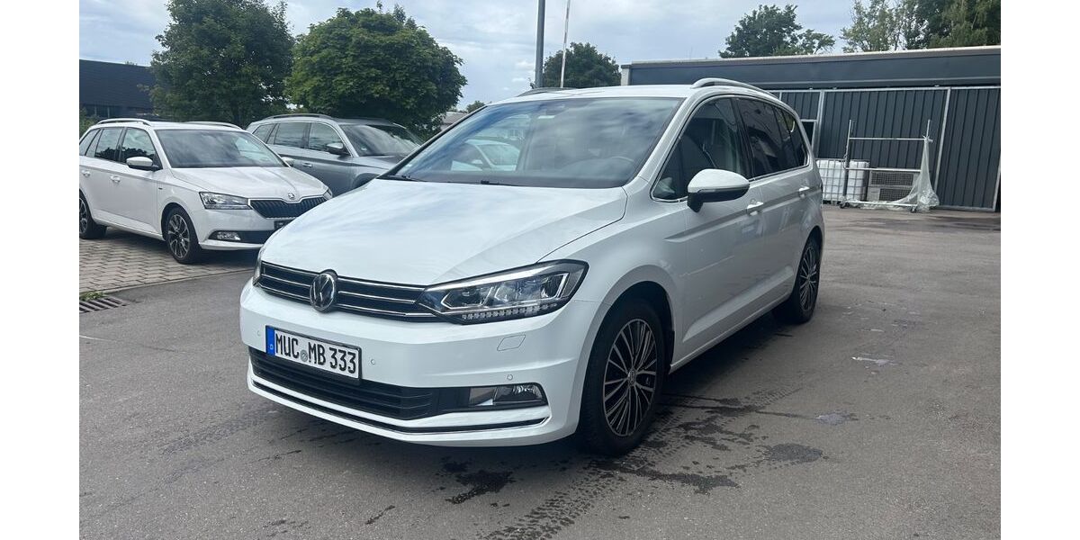 VW Touran 149.000 km 17.300 &euro; München 81548