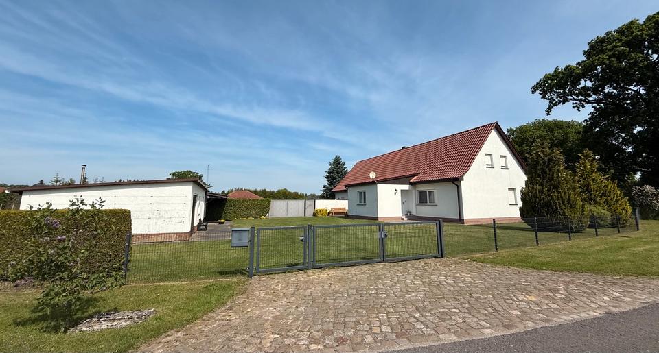 Einfamilienhaus Gardelegen - 3 Zimmer, 110 m&sup2;, 225.000&euro; | Angebot:26704911