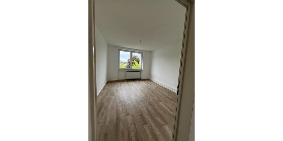 Etagenwohnung Jülich - 5 Zimmer, 100 m&sup2;, 1.600&euro; | Angebot:26543510