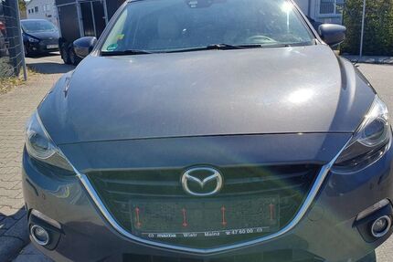 Mazda 3 121.947 km 9.999 &euro; Bickenbach 64404