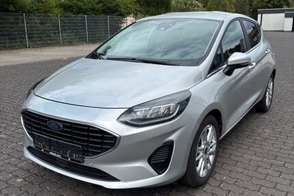 Ford Fiesta 18.153 km 17.990 € Urmitz 56220