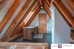 Helle Dachgeschosswohnung mit ausgebauter Bühne, Stellplatz und wunderschönem Ausblick auf die Felder von Leutenbach 4 zimmer