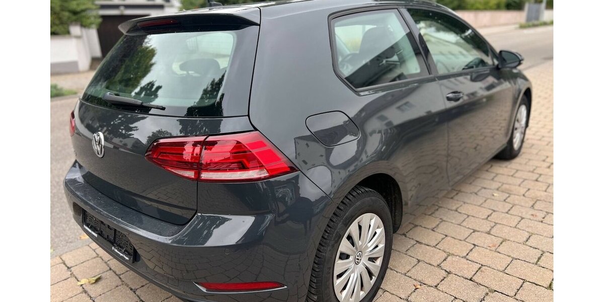 VW Golf 1.6 TDI VII. BMT Start-Stopp PDC 164.000 km 9.490 € Neckarsulm 74172