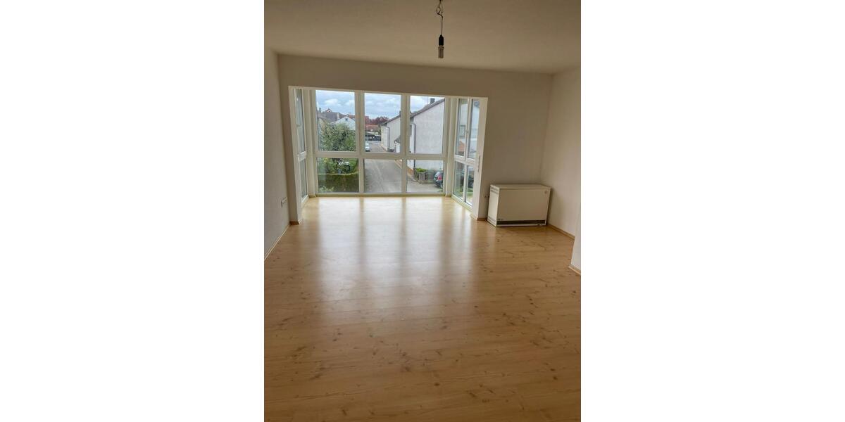 Etagenwohnung Bad Windsheim - 1 Zimmer, 40 m&sup2;, 700&euro; | Angebot:24745778