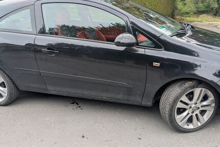 Opel Corsa 250.000 km 600 € Camburg 07774