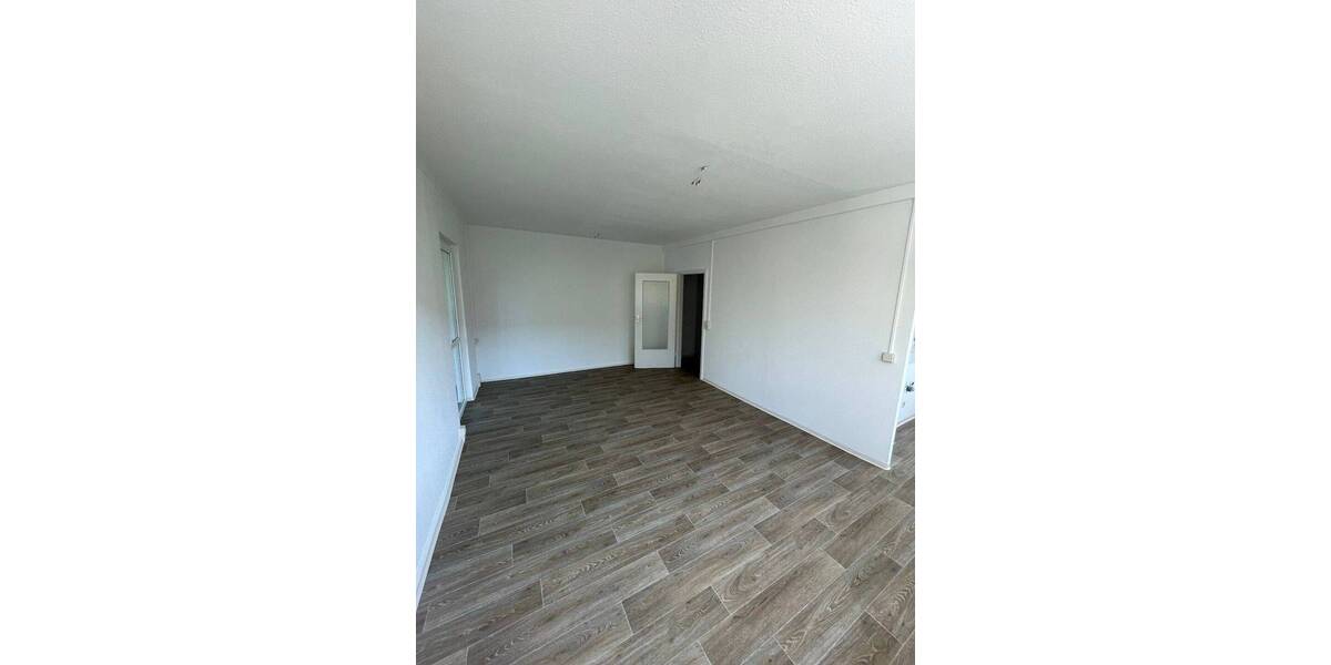 Etagenwohnung Gera Lusan - 3 Zimmer, 61 m&sup2;, 360&euro; | Angebot:26908414