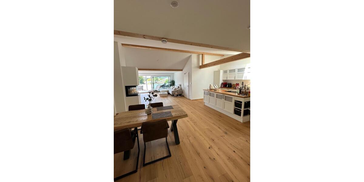 Einfamilienhaus Prien am Chiemsee - 4 Zimmer, 140 m&sup2;, 2.290&euro; | Angebot:26425694