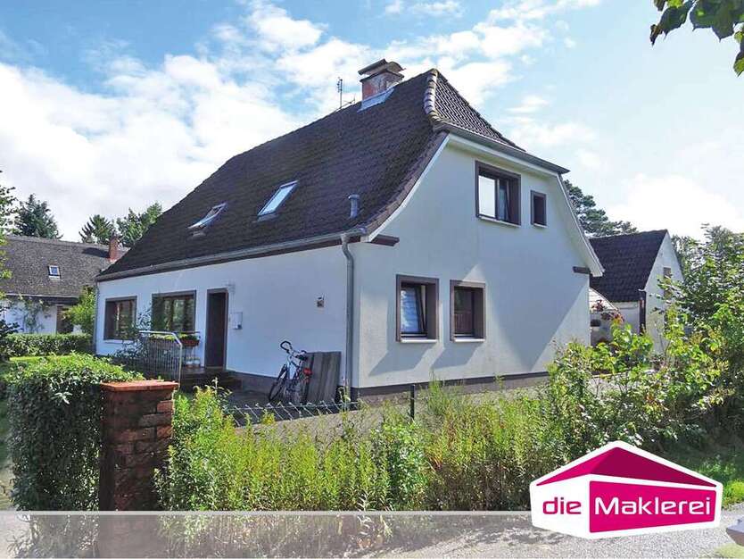 Haus zum Kaufen in Wahlstedt 449.000 € 253 m² 9 zimmer