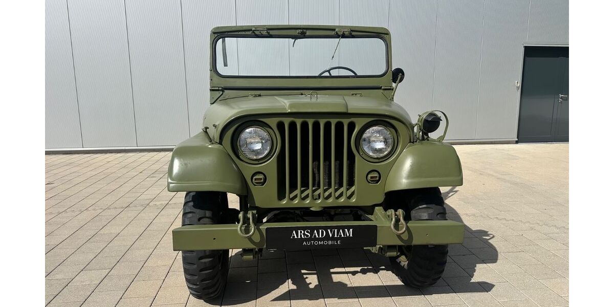 Jeep Willys 8.384 km 11.000 &euro; Anzing 85646