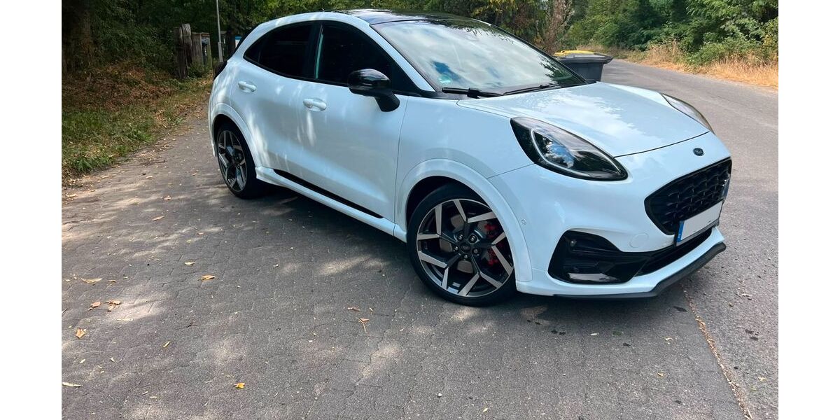 Ford Puma 81.800 km 16.900 &euro; Pulheim 50259