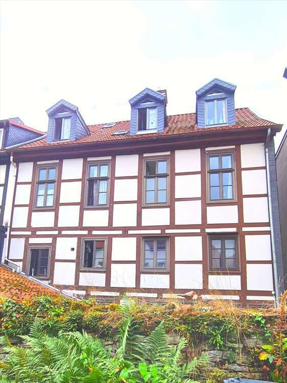 Haus zum Kaufen in Detmold 430.000 € 220 m²