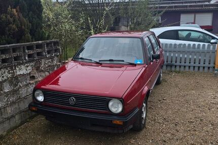 VW Golf 128.000 km 1.810 &euro; Röttenbach 91187
