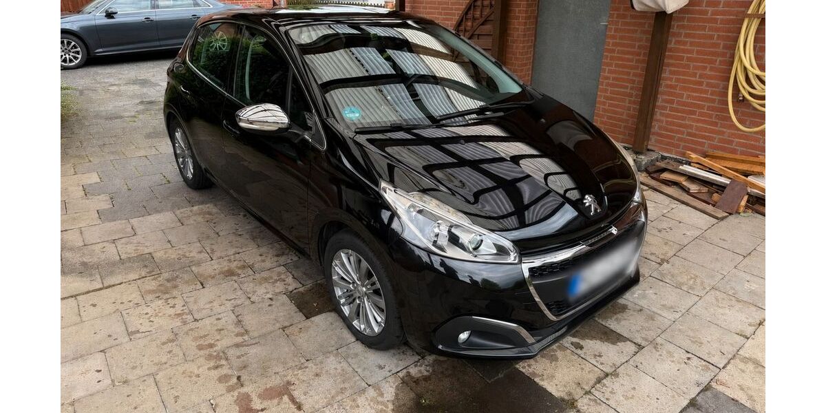 Peugeot 208 177.000 km 4.100 &euro; Neukirchen-Vluyn 47506