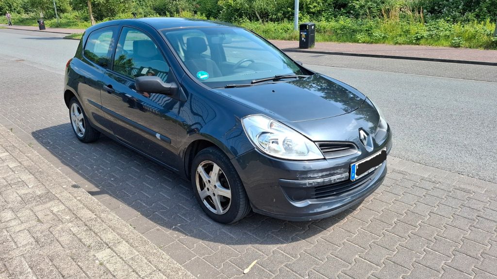 Renault Clio 110.000 km 2.350 &euro; Ahlen 59229