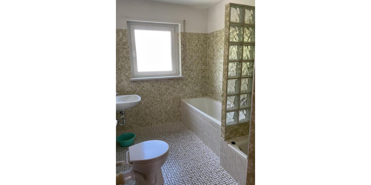Etagenwohnung Hemer - 3 Zimmer, 90 m&sup2;, 154.000&euro; | Angebot:26789611