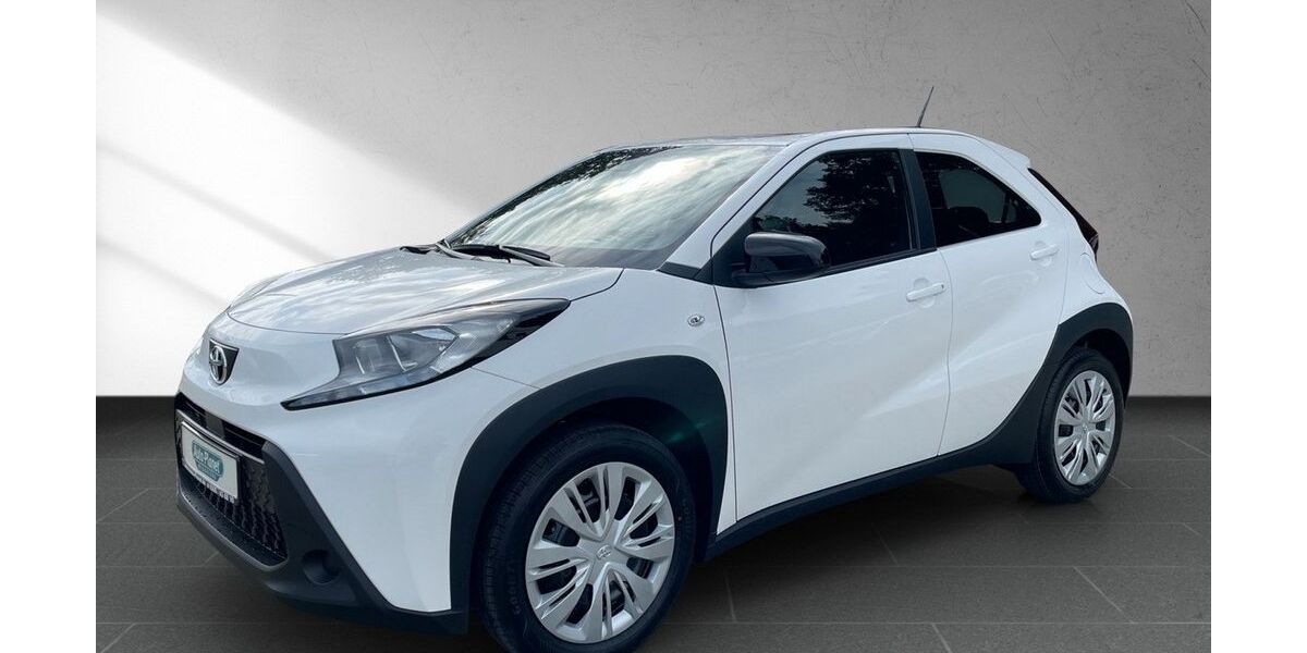 Toyota Aygo (X) 4.800 km 15.990 &euro; Gera 07554
