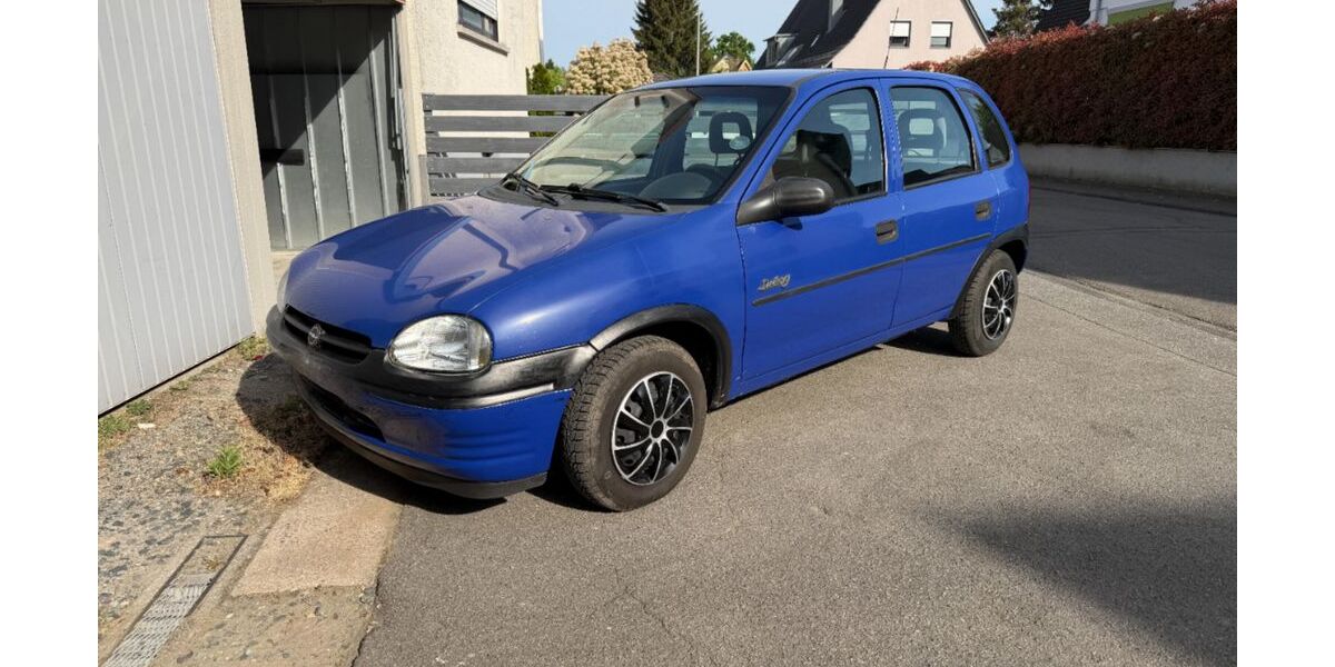 Opel Corsa 141.000 km 2.100 &euro; Einhausen 64683