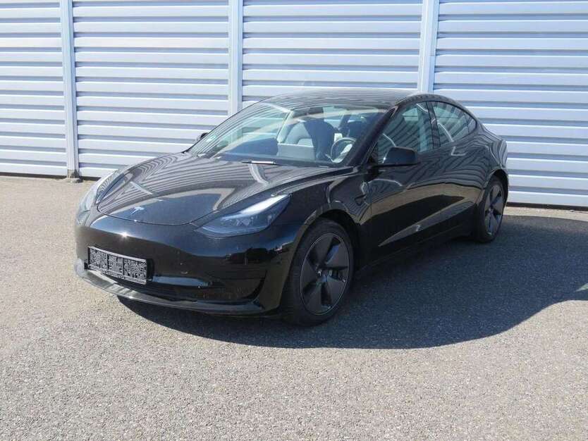 Tesla Model 3 14.083 km 32.290 € Eitorf 53783