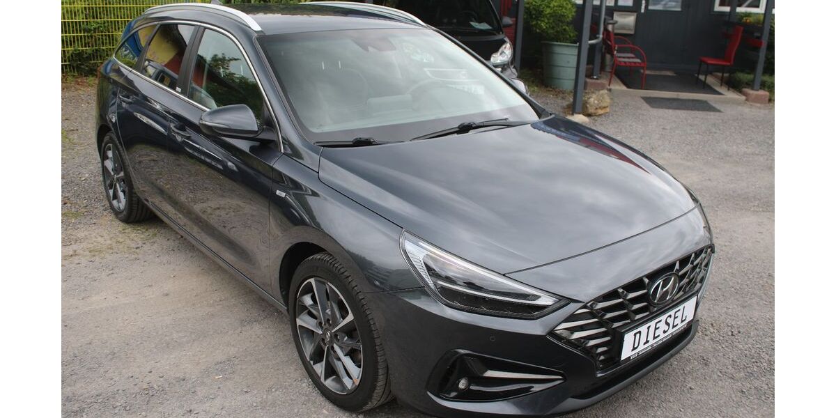 Hyundai i30 156.000 km 10.900 &euro; Jena 07743