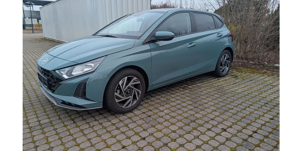 Hyundai i20 12.000 km 15.000 &euro; Ludwigshafen 67061