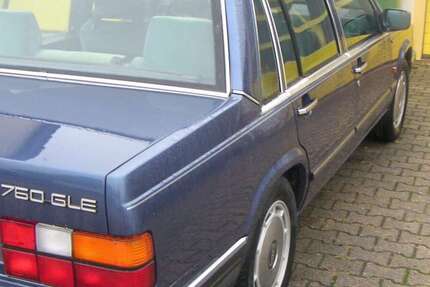 Volvo 760 230.000 km 4.764 € Kieselbronn 75249