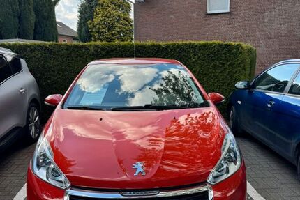 Peugeot 208 91.655 km 6.400 &euro; Erle-Raesfeld 46348