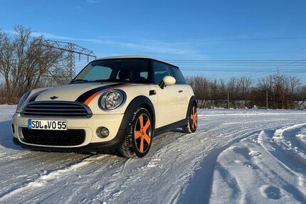 Mini ONE 185.600 km 3.999 &euro; Seehausen 39615