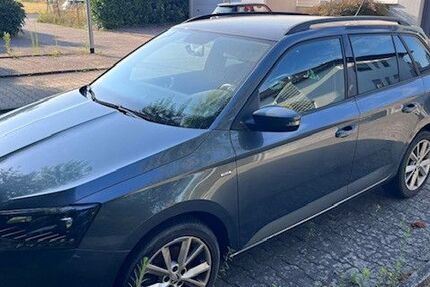 Skoda Fabia 62.000 km 9.900 &euro; Dreieich 63303