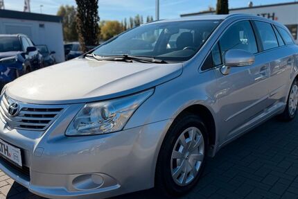 Toyota Avensis 163.653 km 8.990 € Rostock-Warnemünde 18119
