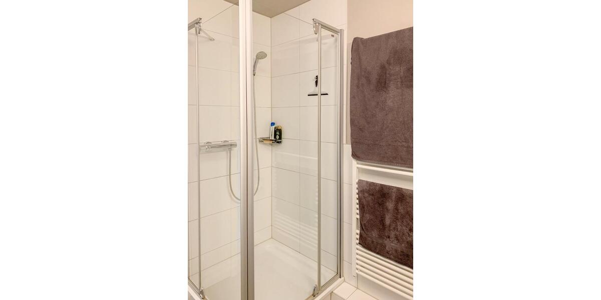 Etagenwohnung Flensburg - 2 Zimmer, 74 m&sup2;, 770&euro; | Angebot:26232944