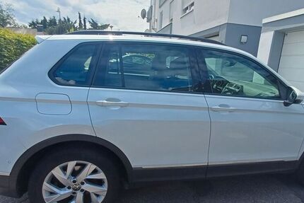 VW Tiguan 48.000 km 27.500 &euro; Rengsdorf 56579
