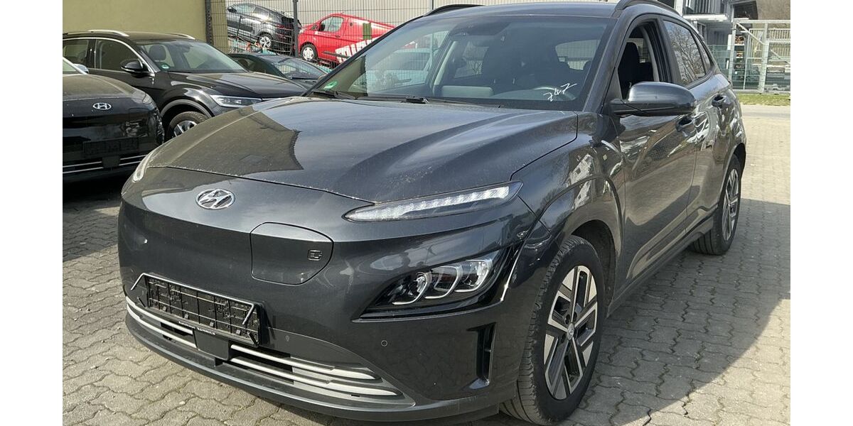 Hyundai KONA 22.931 km 19.000 &euro; Eitorf 53783