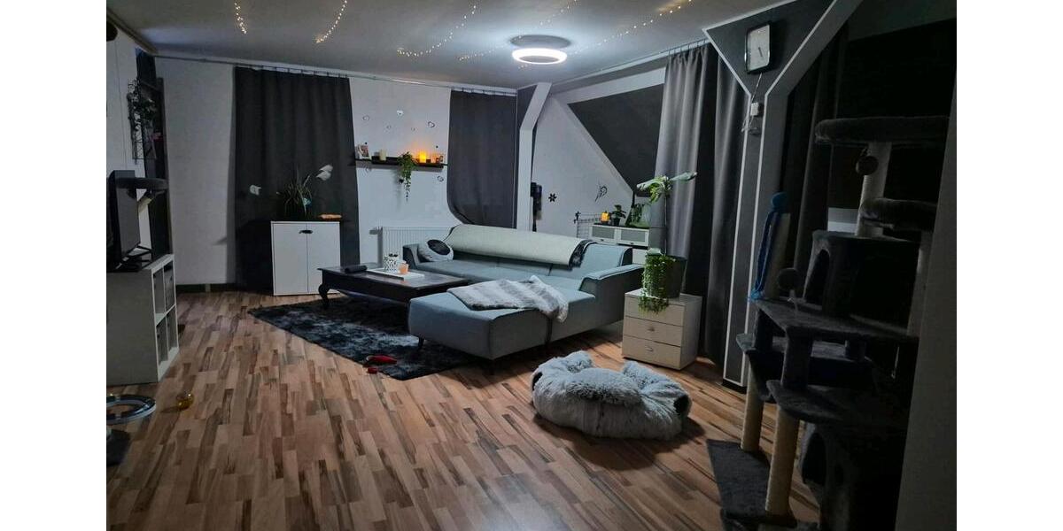 Dachgeschoßwohnung Hille - 6 Zimmer, 170 m&sup2;, 795&euro; | Angebot:25146710